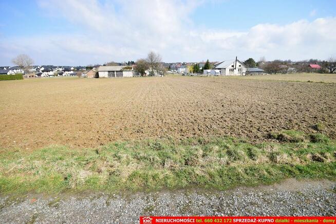 Działka budowlana, media 100 %