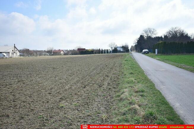 Działka budowlana, media 100 %