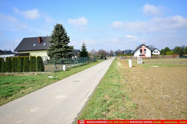 Działka budowlana, media 100 %