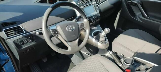 Toyota Verso nawigacja, kamera cofania, bluetooth, tempomat, podrzewane fotele