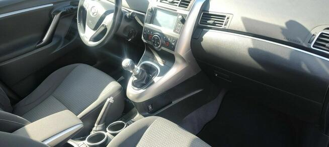 Toyota Verso nawigacja, kamera cofania, bluetooth, tempomat, podrzewane fotele
