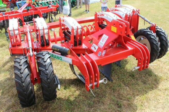 Głębosz AVALER Tolmet 3 łapy sprężynowe wał tandem 4 , 6 łap