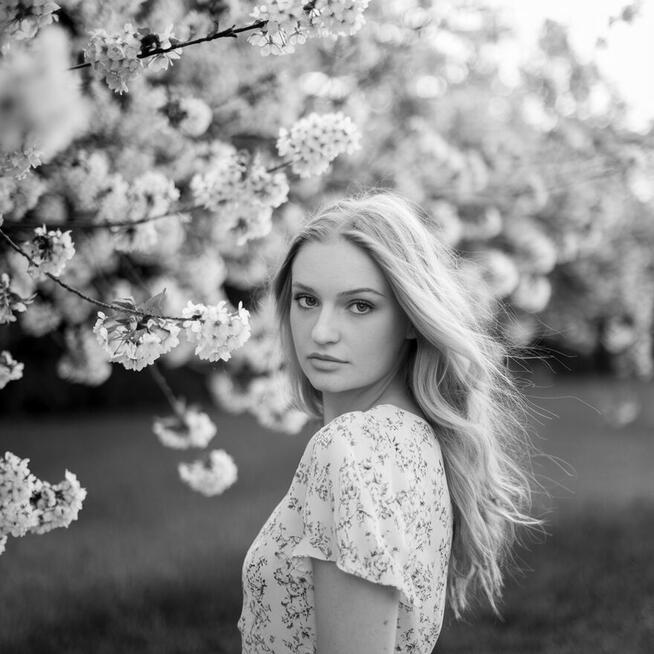 Poszukiwana modelka do sesji zdjęciowych