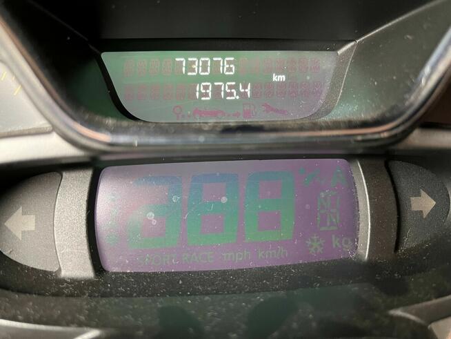 Captur idealny stan techniczny mały przebieg bogate wyposaże