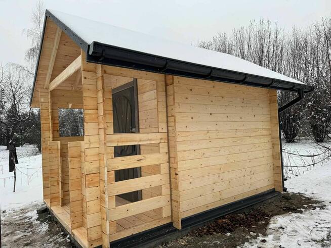 Drewniany domek działkowy Jaśmin 300x300 z bali