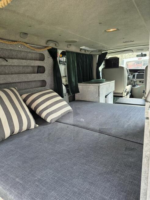 Sprzedam Opel Vivaro Kamper