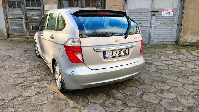 SPRZEDAM HONDA FRV 2.0