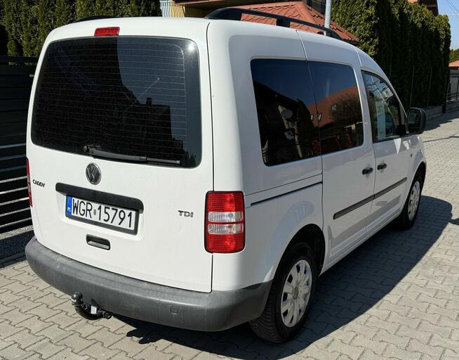 VW Caddy 1,6 TDI 75 KM 5-Osobowy