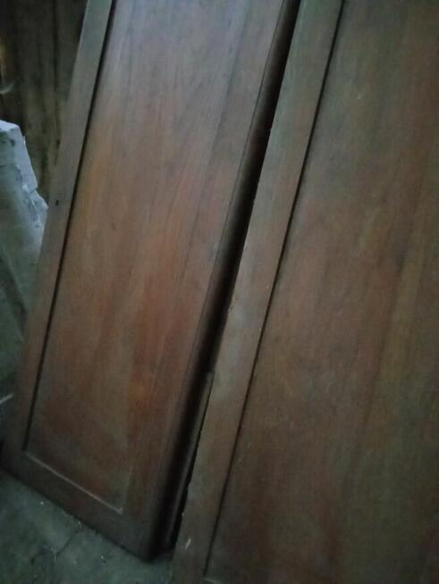 Sprzedam starocie Antyki drzwi drewniane okna drewniane Anty