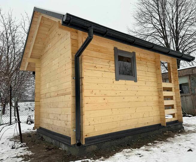 Drewniany domek działkowy Jaśmin 300x300 z bali