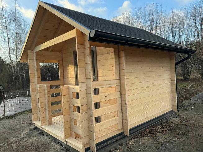 Drewniany domek działkowy Jaśmin 300x300 z bali