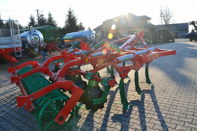 Agregat bezorkowy Runner 3,0m wał daszkowy Agro-Masz