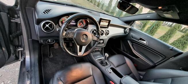 Sprzedam mercedesa cla 200
