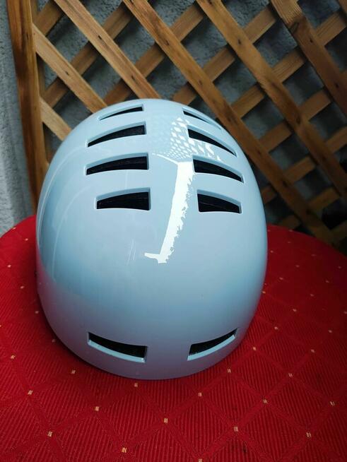 Kask Rowerowy na Rower Skuter Deskorolkę Hulajnogę niebieski