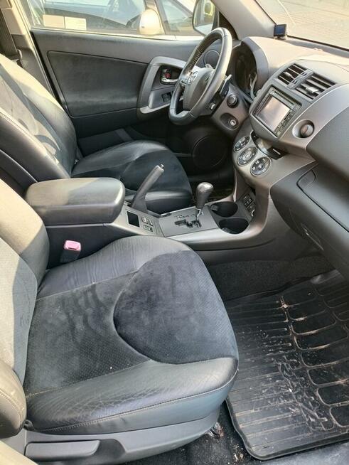 Syndyk sprzedaje pojazd Toyota Rav 4