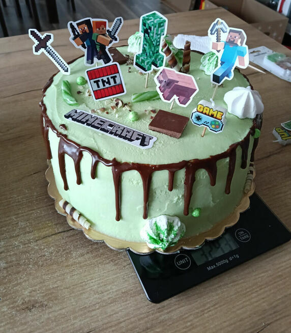 Domowe torty tematyczne i piętrowe, ciasta, rurki i babeczki