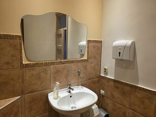 Lokal 85m2, ul. 3 maja