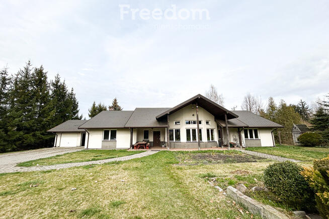 Duży dom na obrzeżach Mińska Mazowieckiego