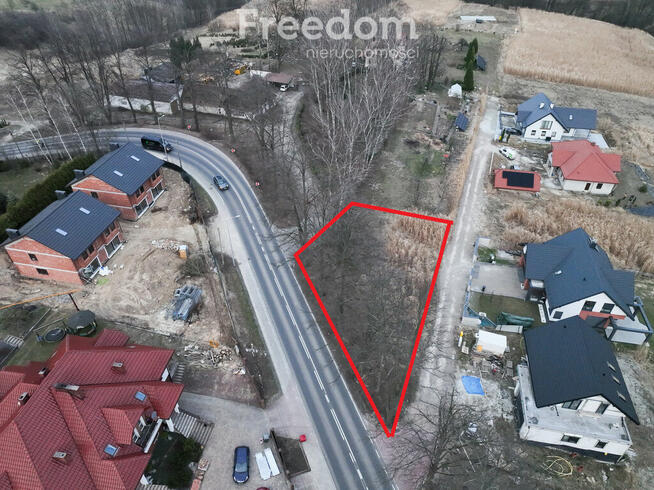 Działka pod dom, usługi w znakomitym położeniu