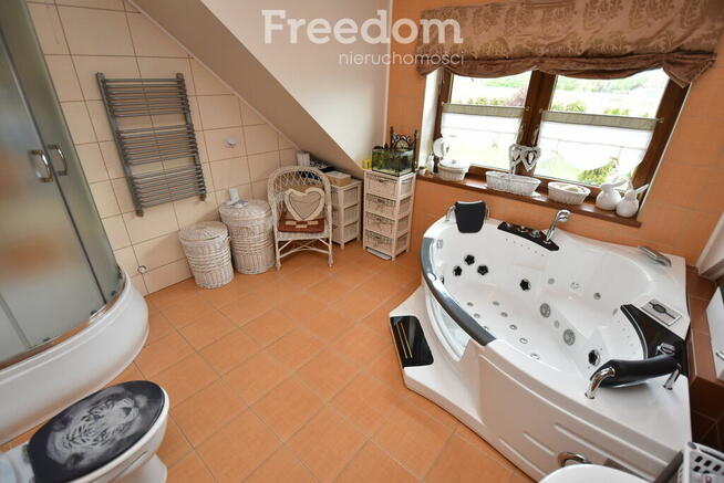 Dom wolnostojący, 210 m2 5 pokoi, taras, garaż