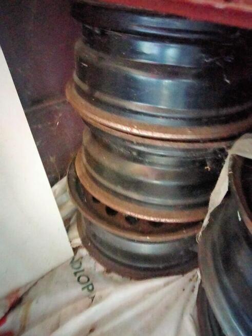 Sprzedaż opon letnich i felg stalowych