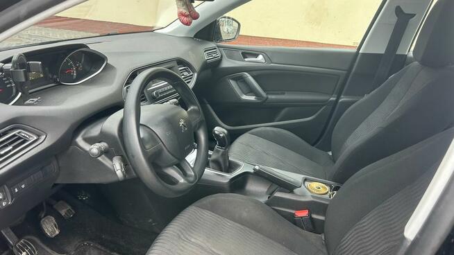 Peugeot 308 Salon Polska