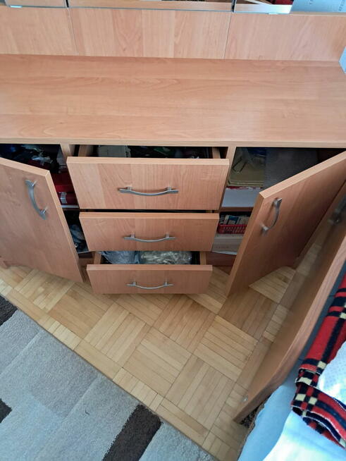 Sprzedam zestaw mebli