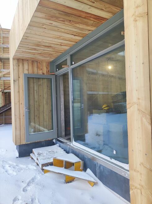 Dachy, domy szkieletowe, tarasy, altany, pergole, sauny