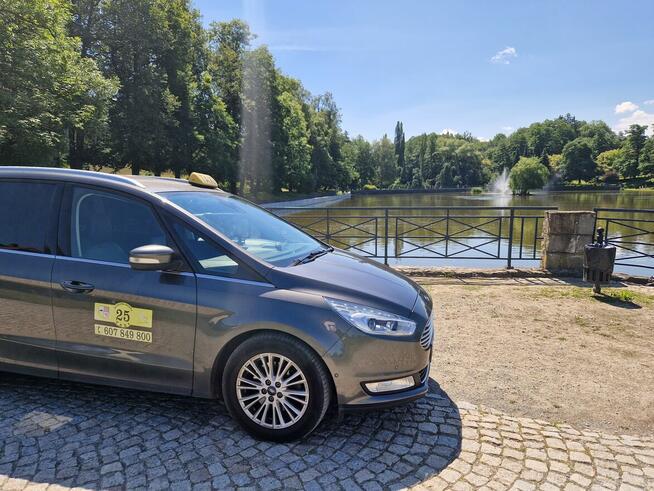 TAXI Kudowa Zdrój tel. 607 849 800