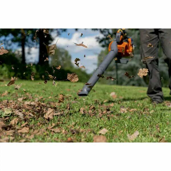 DMUCHAWA DO LIŚCI SPALINOWA OLEO-MAC 1,3KM