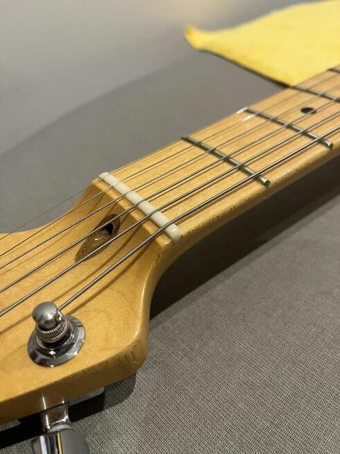 Serwis gitar klasycznych, akustycznych, elektrycznych, ukulele