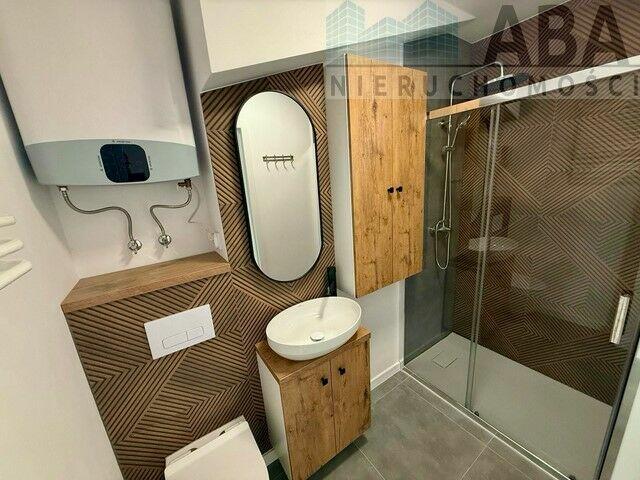 Turek-mieszkanie PO KAPITALNYM REMONCIE; 2 pokoje, II piętro