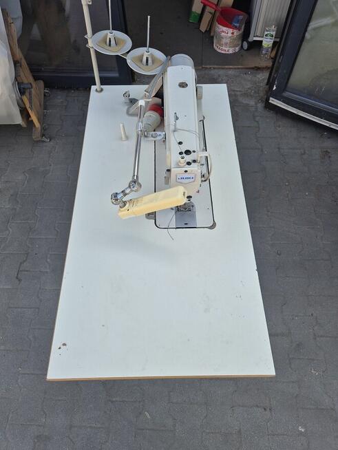 Maszyna do szycia JUKI DDL 5550N