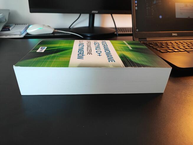 Programowanie w języku C++: Wprowadzenie dla inżynierów