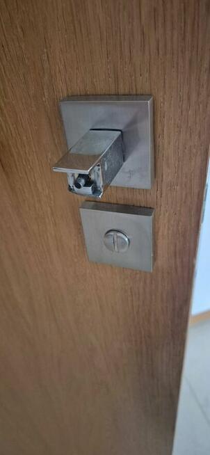 Naprawa klamki Warszawa, usługi ślusarskie drzwi zamki