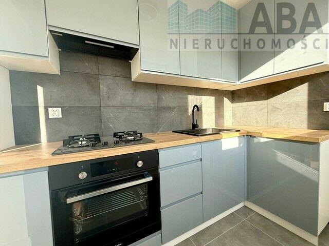 Turek-mieszkanie PO KAPITALNYM REMONCIE; 2 pokoje, II piętro