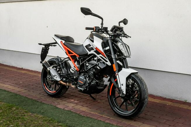 KTM duke 125 R 2017 ABS POLIFT Raty Transport Największy Wybór Moto 125 W PL