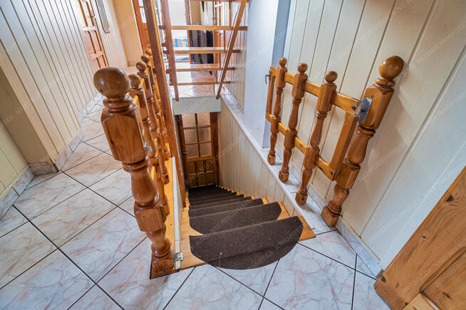 Dom w pobliżu Jeziora Mucharskiego