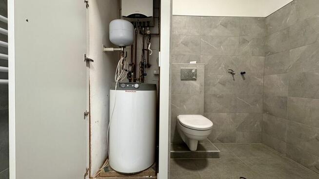 Jasny duży lokal użytkowy - Pobitno