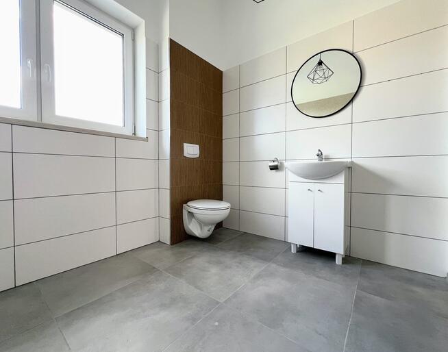 Jasny, duży nowoczesny lokal od zaraz