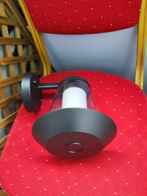 Lampa zewnętrzna Kinkiet ścienny na budynek dom Lampka