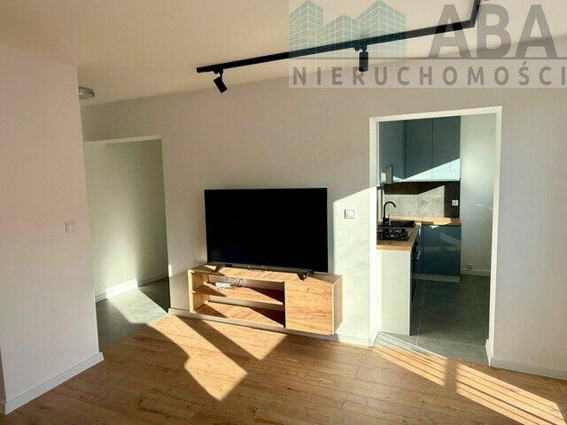 Turek-mieszkanie PO KAPITALNYM REMONCIE; 2 pokoje, II piętro