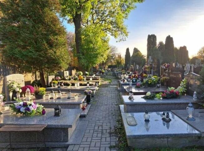 Sprzątanie grobów Skawina, Kraków i okolice