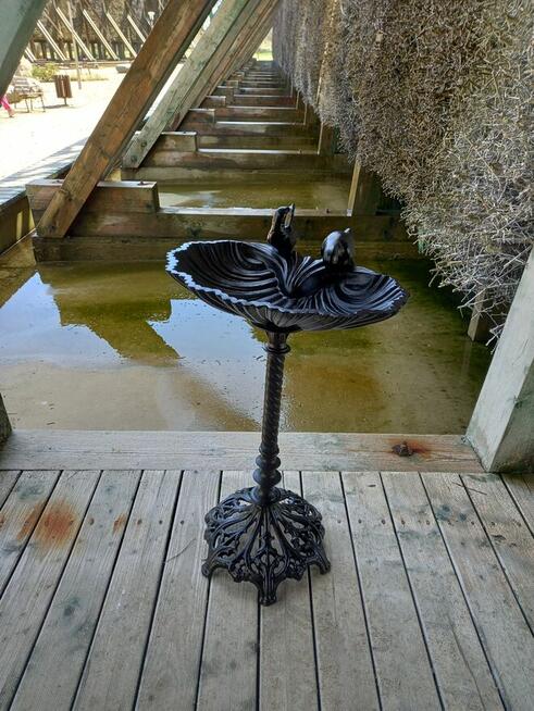 poidełko dla ptaków żeliwne wysokie fontanna