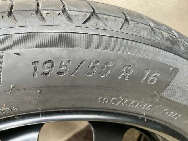 Opony i felgi komplet