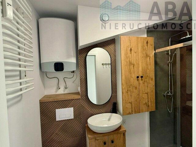 Turek-mieszkanie PO KAPITALNYM REMONCIE; 2 pokoje, II piętro