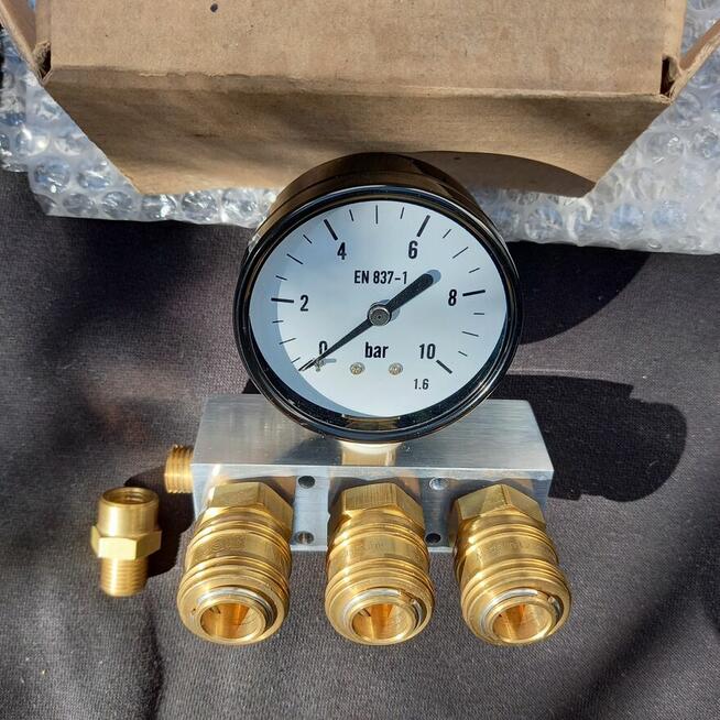 kolektor rozdzielacz pneumatyczny RECTUS manometr klasy 1.6