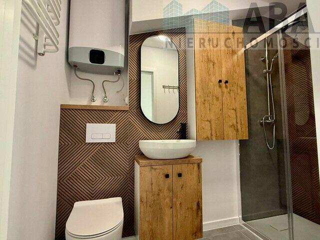 Turek-mieszkanie PO KAPITALNYM REMONCIE; 2 pokoje, II piętro