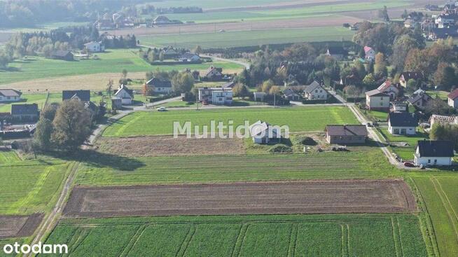 Działka, 845 m², Pisarzowice