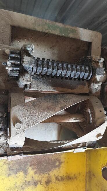 Sieczkarnia bębnowa H145